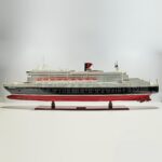 Queen Mary 2